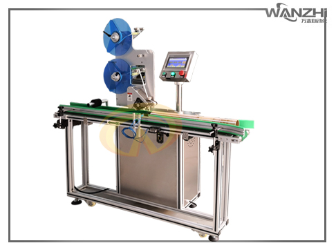 雙麵膠貼（tiē）粘機,自動貼雙麵膠機器,貼雙麵膠機,雙麵膠（jiāo）自動粘切機