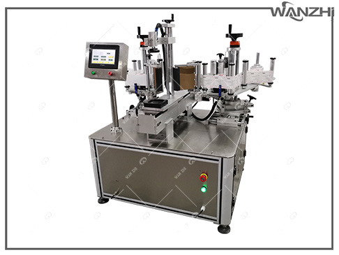 半（bàn）自動扁瓶貼（tiē）標機,洗衣液扁瓶貼標機,半自動側麵貼標機廠家