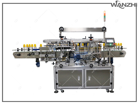 四標（biāo）頭雙側麵貼標機 非（fēi）標定製款四標頭貼標機 ,全自動四標頭雙側麵貼標機（jī）