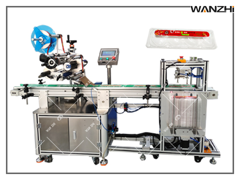 水果（guǒ）盒貼（tiē）標機,塑料盒貼標（biāo）機,自動貼標點數收料一體機